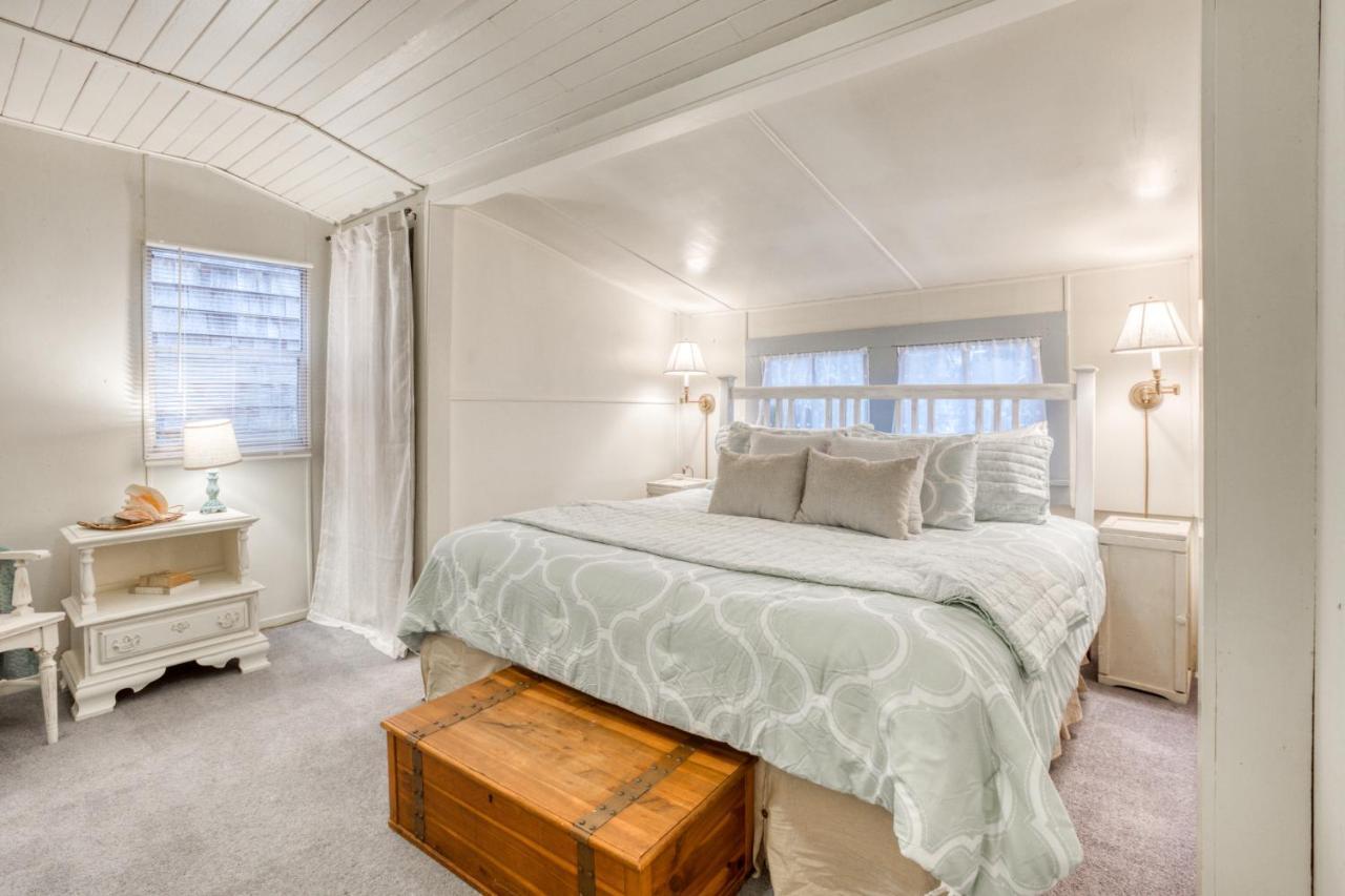 Seaside Classic Cozy Bungalow Bagian luar foto